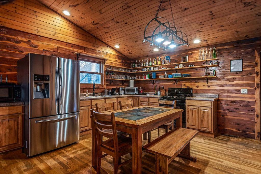 Fly Away Cabin- Modern, Serene, And Convenient Compton Eksteriør billede